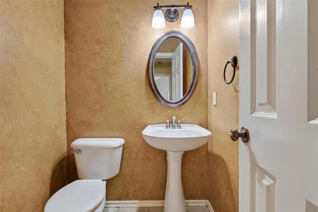 Photo 15 — 1721 Fawn Valley Lane, Edmond, OK 73003
