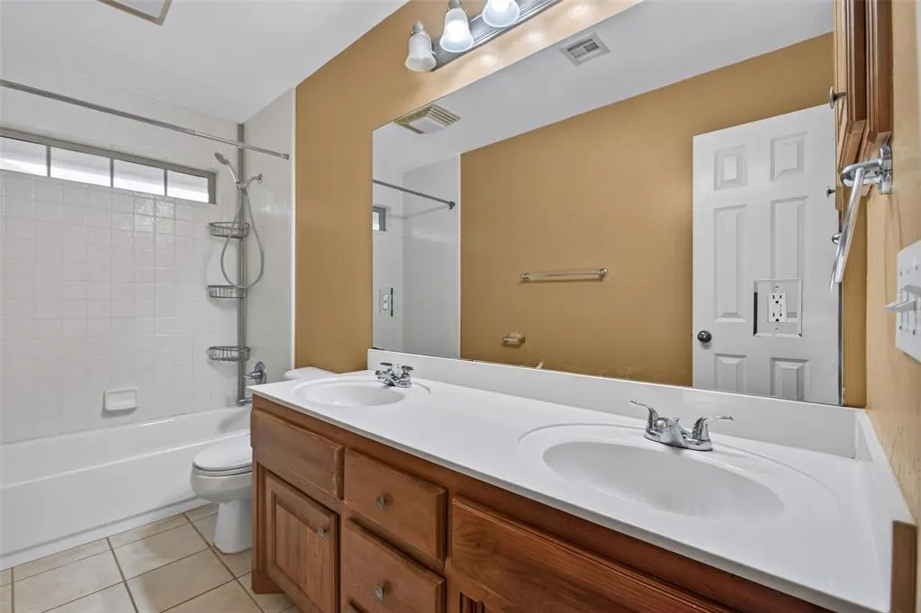 Photo 19 — 1721 Fawn Valley Lane, Edmond, OK 73003