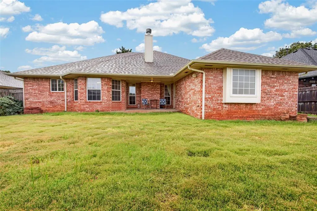 Photo 20 — 1721 Fawn Valley Lane, Edmond, OK 73003