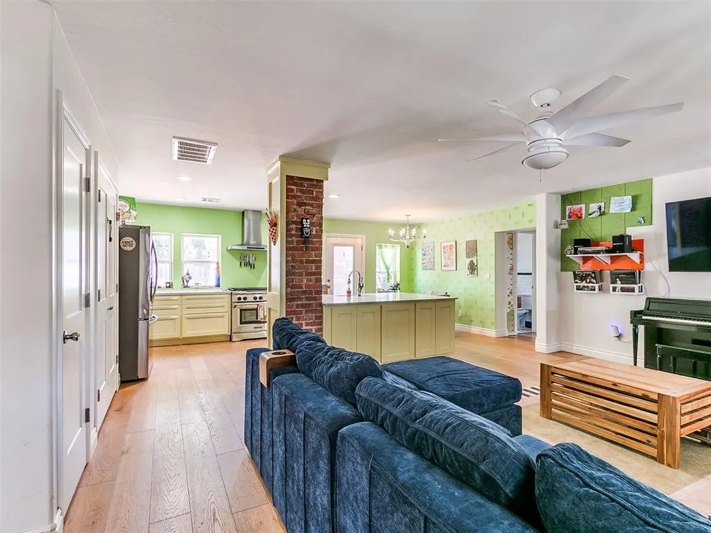 Photo 7 — 1719 NW 12th Street, Oklahoma City, OK 73106
