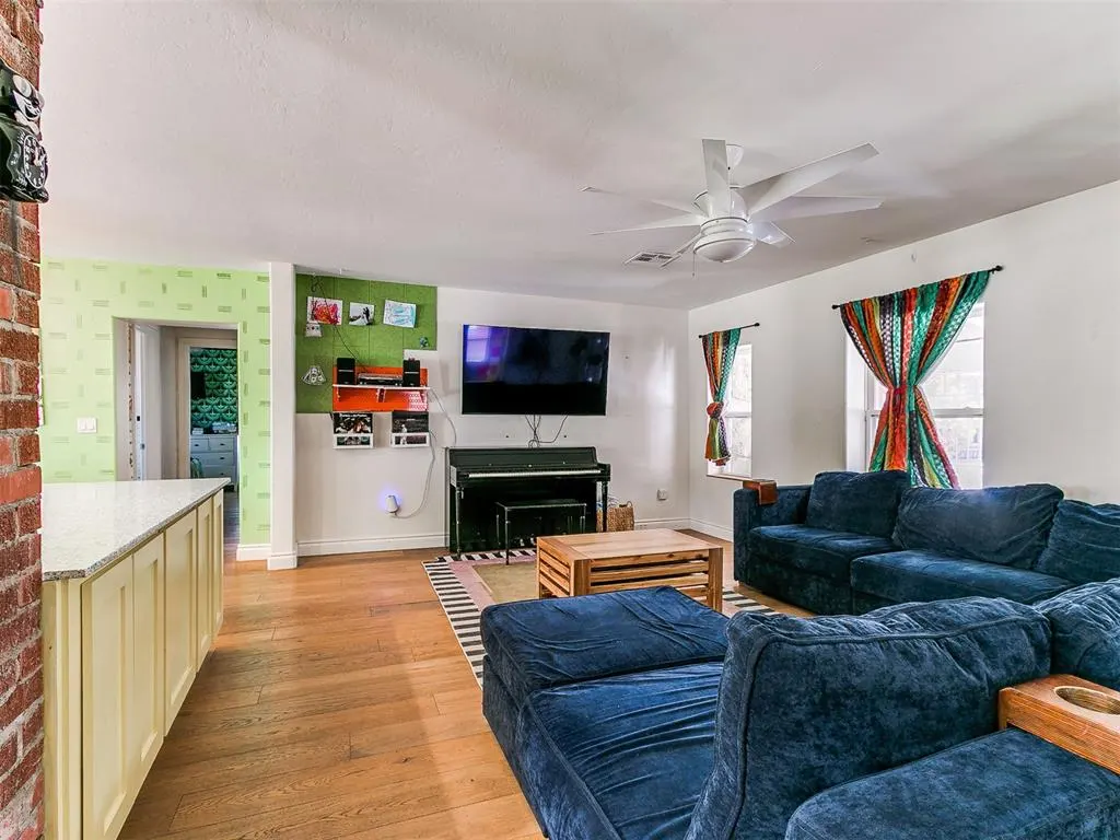 Photo 8 — 1719 NW 12th Street, Oklahoma City, OK 73106