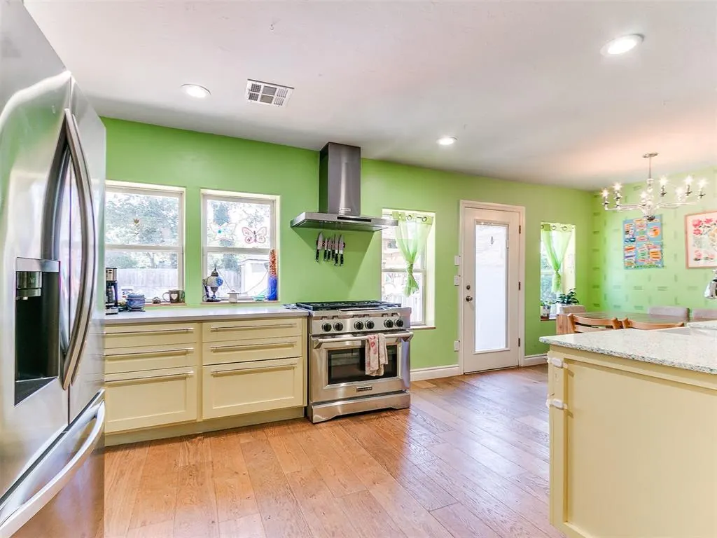 Photo 17 — 1719 NW 12th Street, Oklahoma City, OK 73106