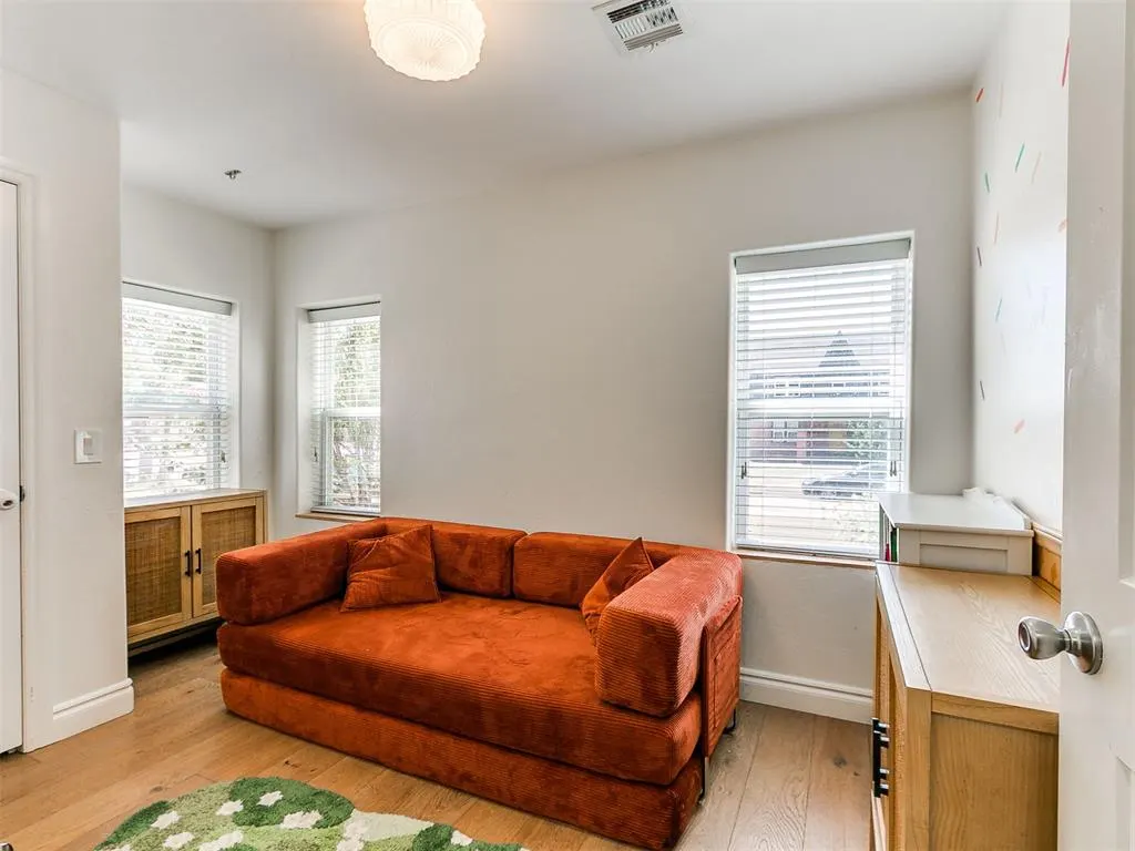 Photo 31 — 1719 NW 12th Street, Oklahoma City, OK 73106