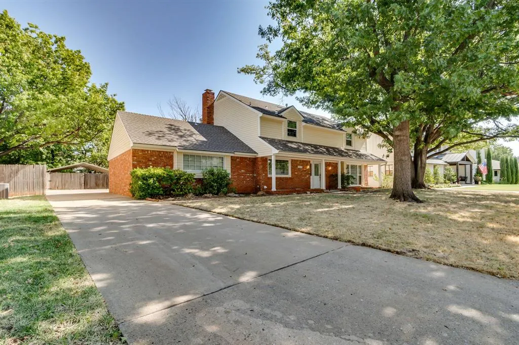 Front exterior — 3037 Stonybrook Road, Oklahoma City, OK 73120