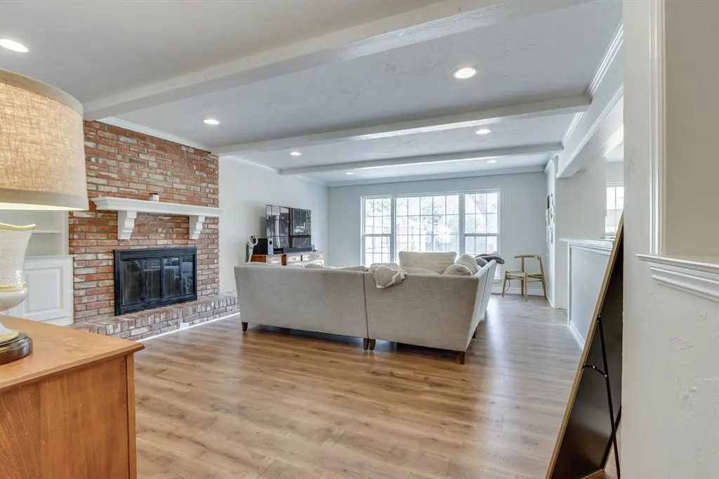 Photo 4 — 3037 Stonybrook Road, Oklahoma City, OK 73120