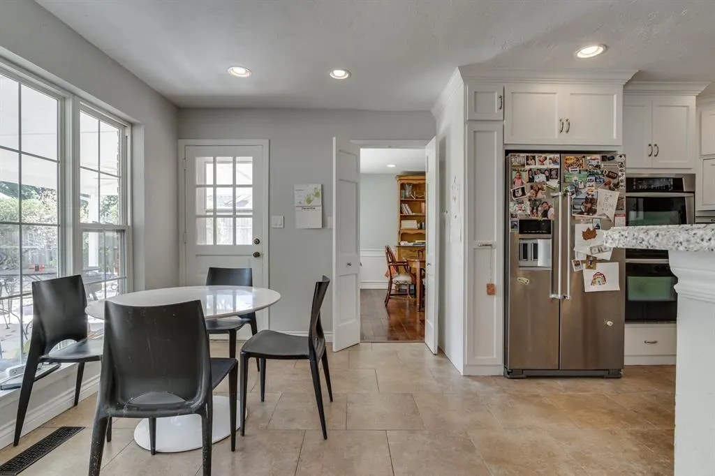 Photo 8 — 3037 Stonybrook Road, Oklahoma City, OK 73120