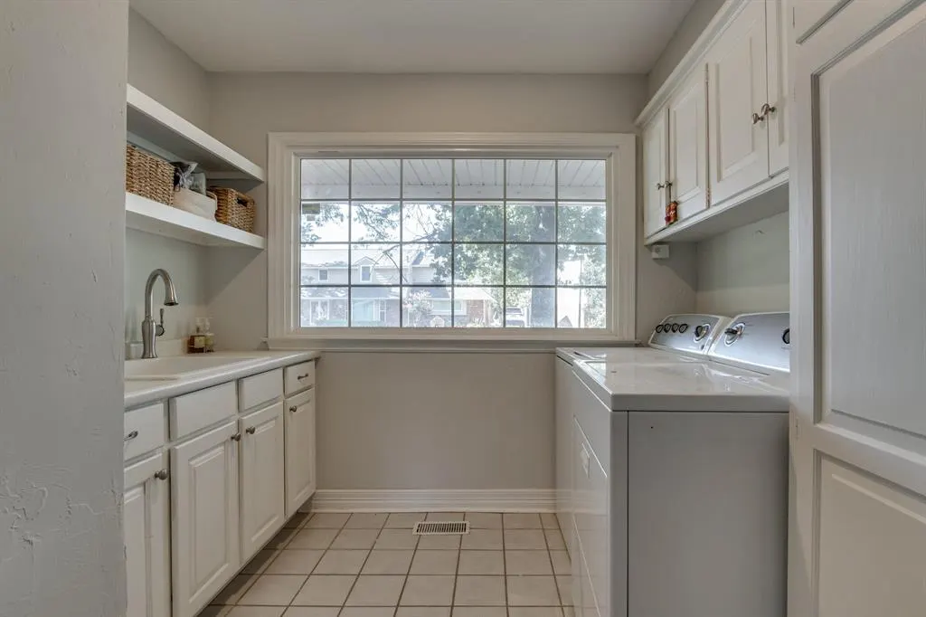Photo 19 — 3037 Stonybrook Road, Oklahoma City, OK 73120