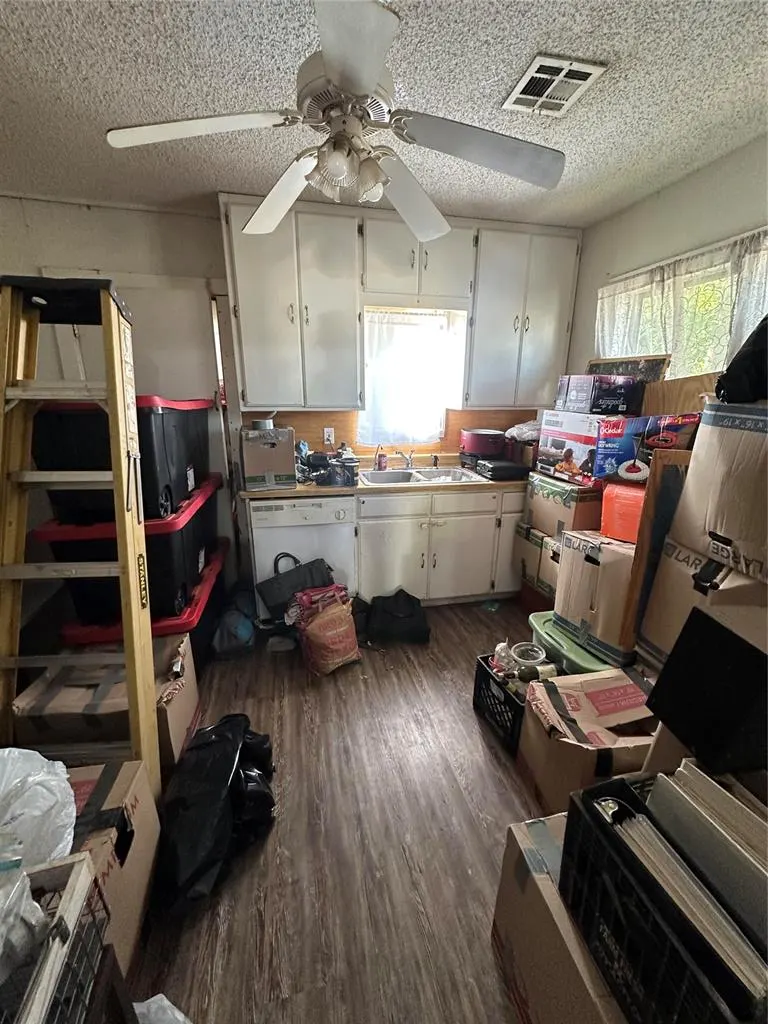 Photo 11 — 904 N Crawford Avenue, Norman, OK 73069