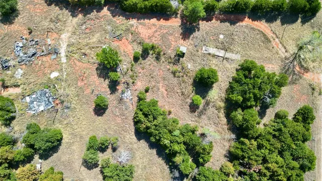 Photo 3 — 2424 County Road 1344 Road, Blanchard, OK 73010