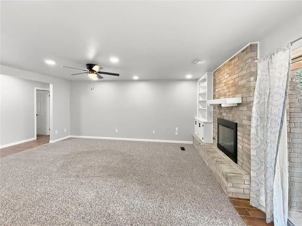 Photo 4 — 504 SW 26th Place, El Reno, OK 73036