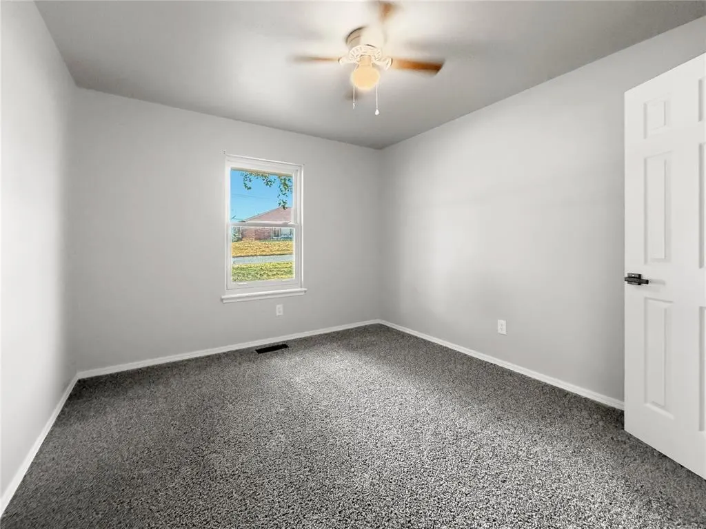 Photo 23 — 504 SW 26th Place, El Reno, OK 73036