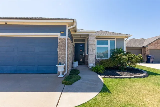 Photo 3 — 3509 Upland Ridge Drive, Yukon, OK 73099