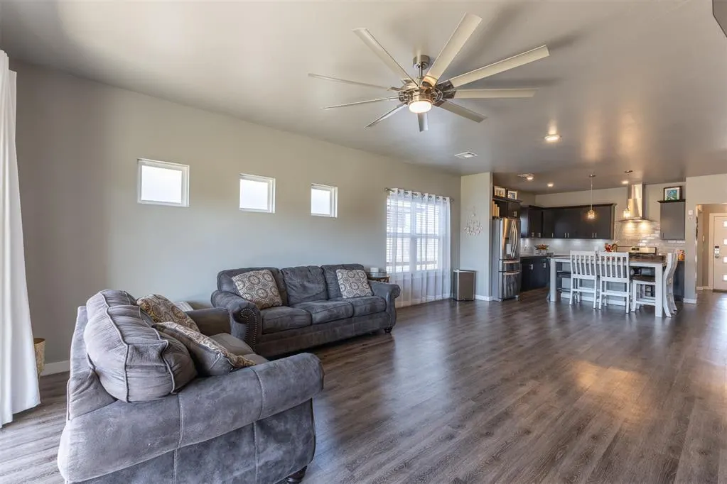 Photo 12 — 3509 Upland Ridge Drive, Yukon, OK 73099
