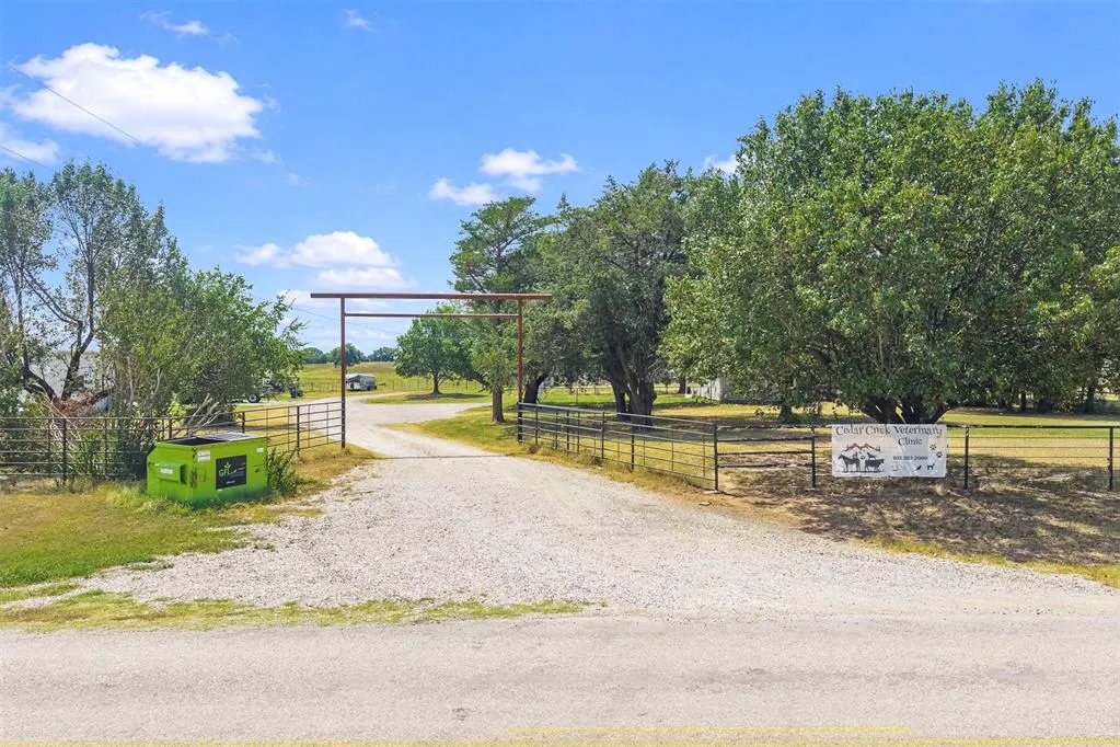 Photo 2 — 14750 Box Road, Lexington, OK 73051
