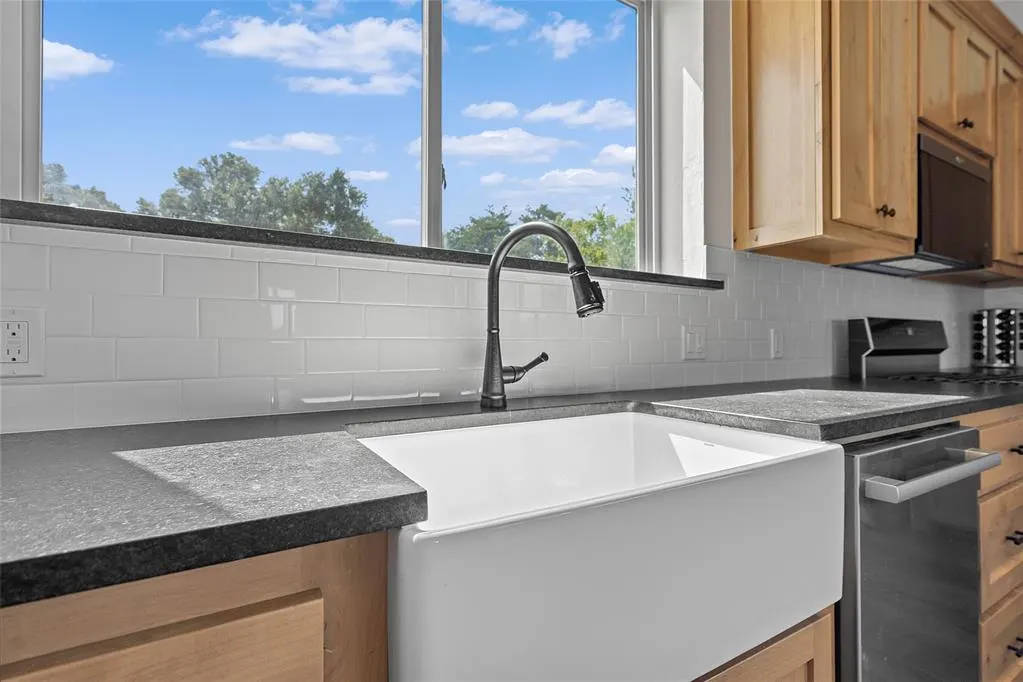Photo 9 — 14750 Box Road, Lexington, OK 73051