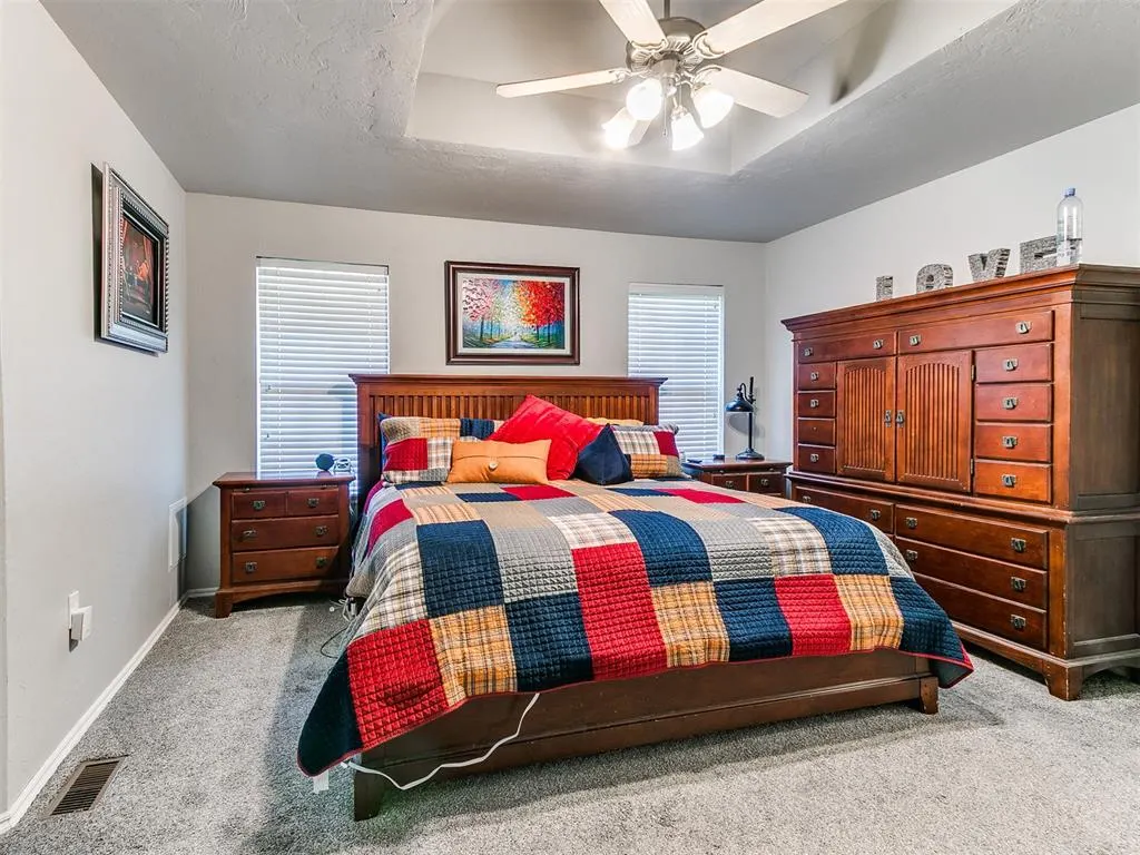 Photo 11 — 701 Taber Lane, Edmond, OK 73003