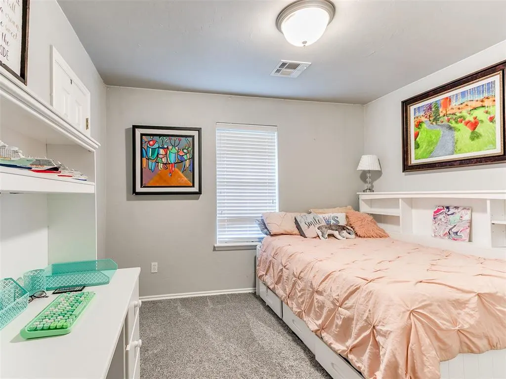 Photo 17 — 701 Taber Lane, Edmond, OK 73003