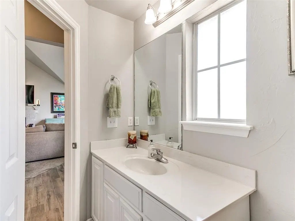 Photo 20 — 701 Taber Lane, Edmond, OK 73003