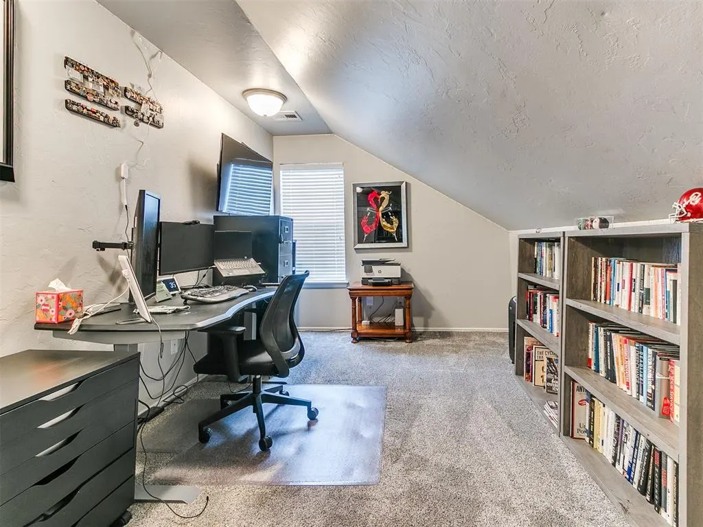 Photo 21 — 701 Taber Lane, Edmond, OK 73003