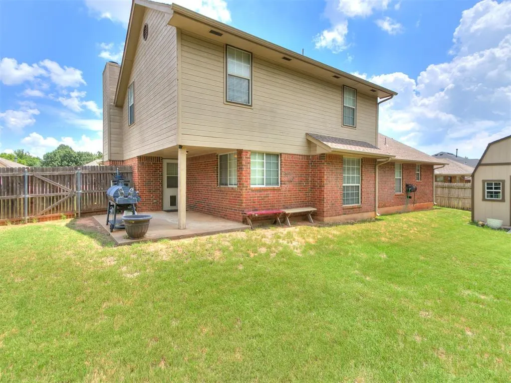 Photo 23 — 701 Taber Lane, Edmond, OK 73003