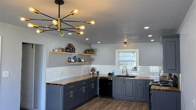 Photo 3 — 1206 Monroe Drive, Shawnee, OK 74804