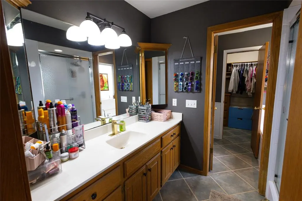 Photo 12 — 7900 S Cimarron Road, Mustang, OK 73064