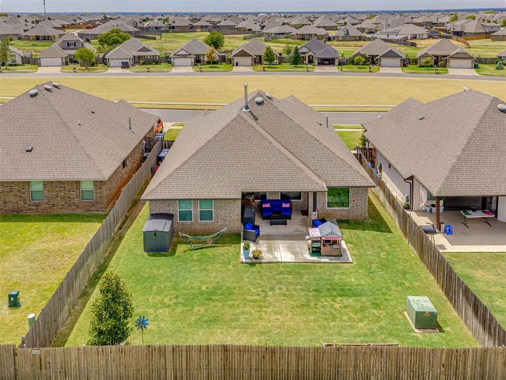Photo 37 — 18512 Winamack Road, Edmond, OK 73012