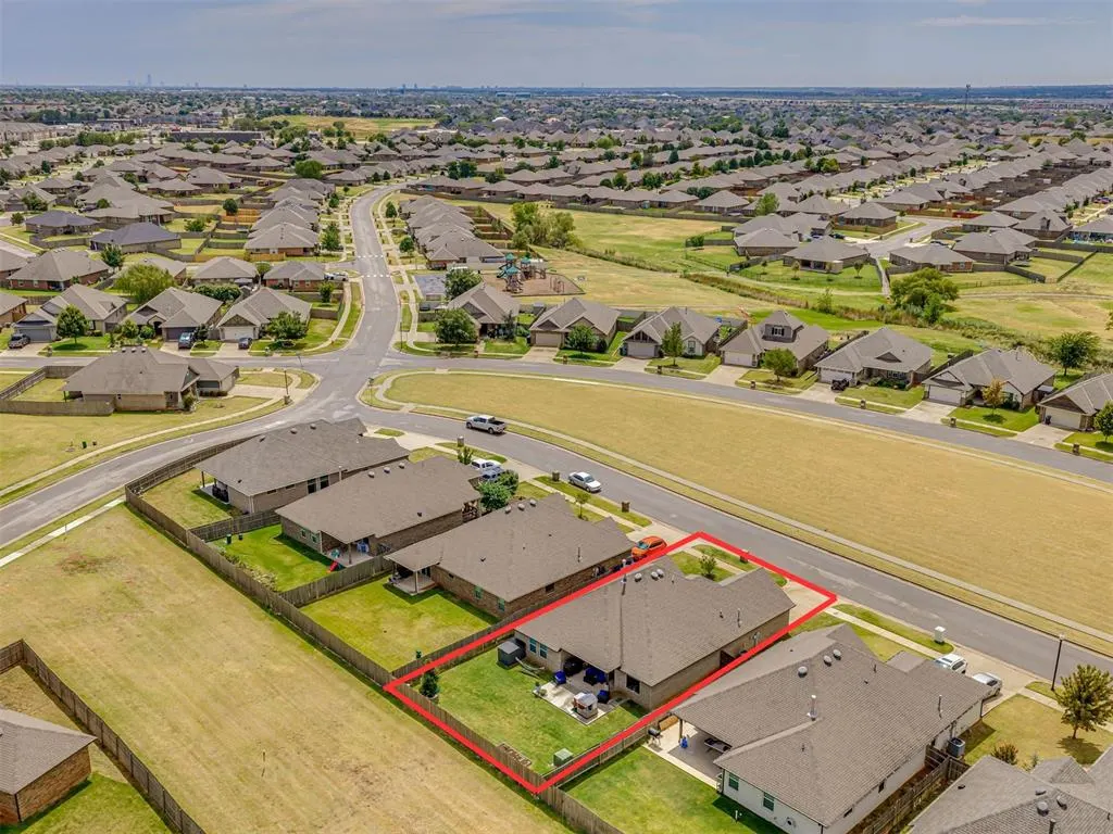 Photo 38 — 18512 Winamack Road, Edmond, OK 73012