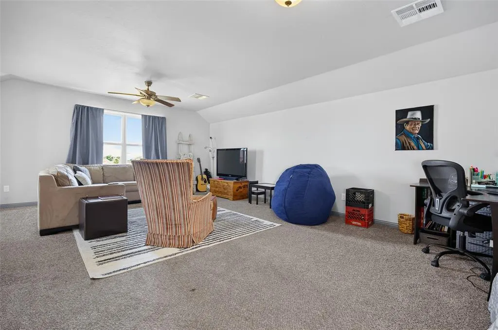 Photo 12 — 18392 Chuckwagon Trail, Norman, OK 73072