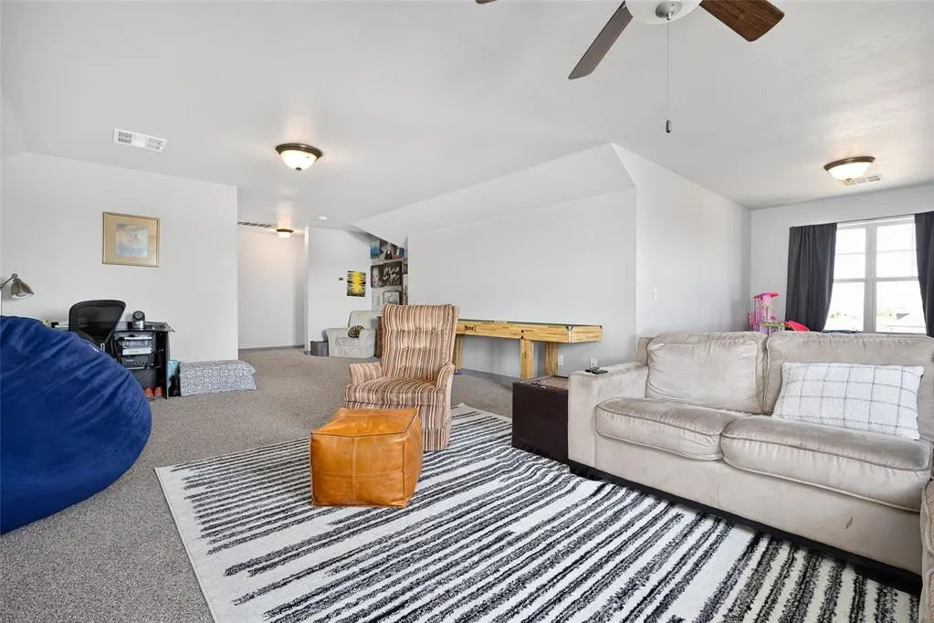 Photo 13 — 18392 Chuckwagon Trail, Norman, OK 73072