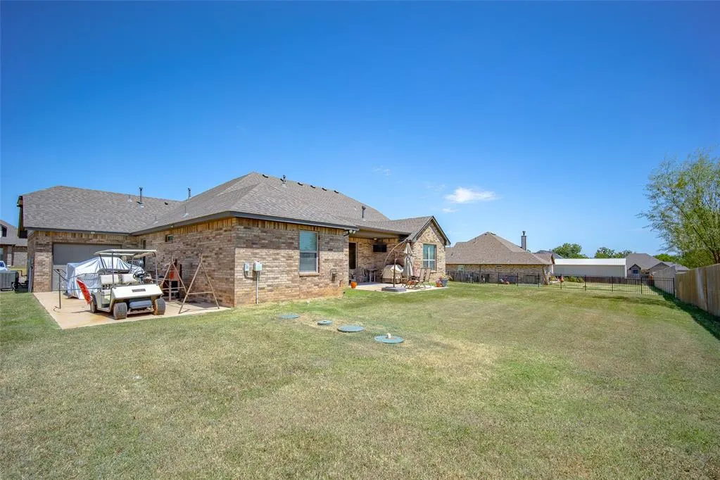 Photo 38 — 18392 Chuckwagon Trail, Norman, OK 73072