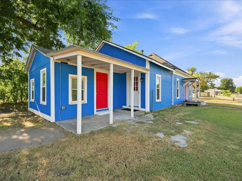 Front exterior — 1101 W Warner Avenue, Guthrie, OK 73044