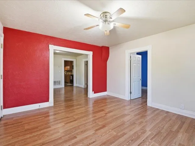 Photo 8 — 1101 W Warner Avenue, Guthrie, OK 73044