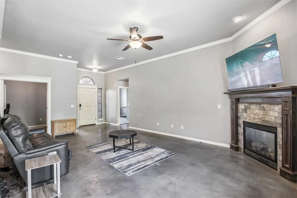 Photo 6 — 10920 SW 36th Street, Yukon, OK 73099