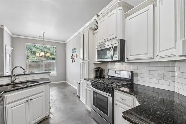 Photo 8 — 10920 SW 36th Street, Yukon, OK 73099