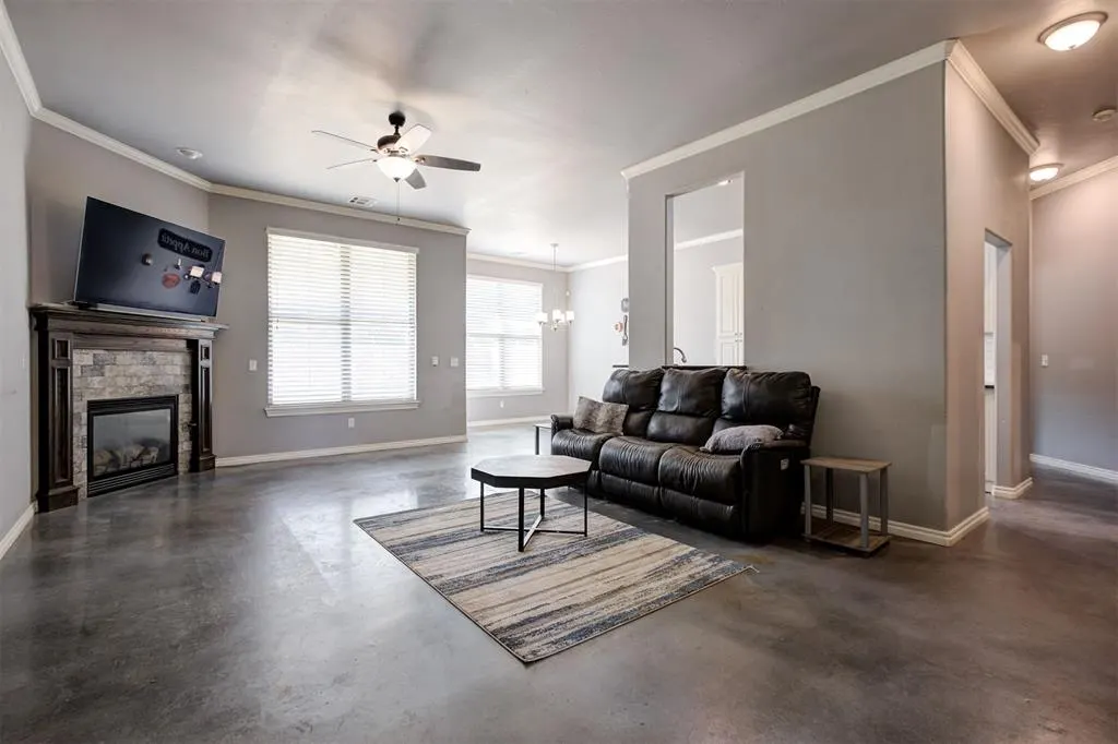 Photo 6 — 10920 SW 36th Street, Yukon, OK 73099
