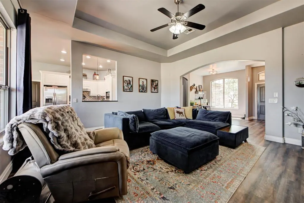 Photo 11 — 281 Meadow Lark Lane, Blanchard, OK 73010