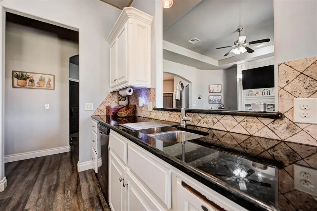 Photo 17 — 281 Meadow Lark Lane, Blanchard, OK 73010