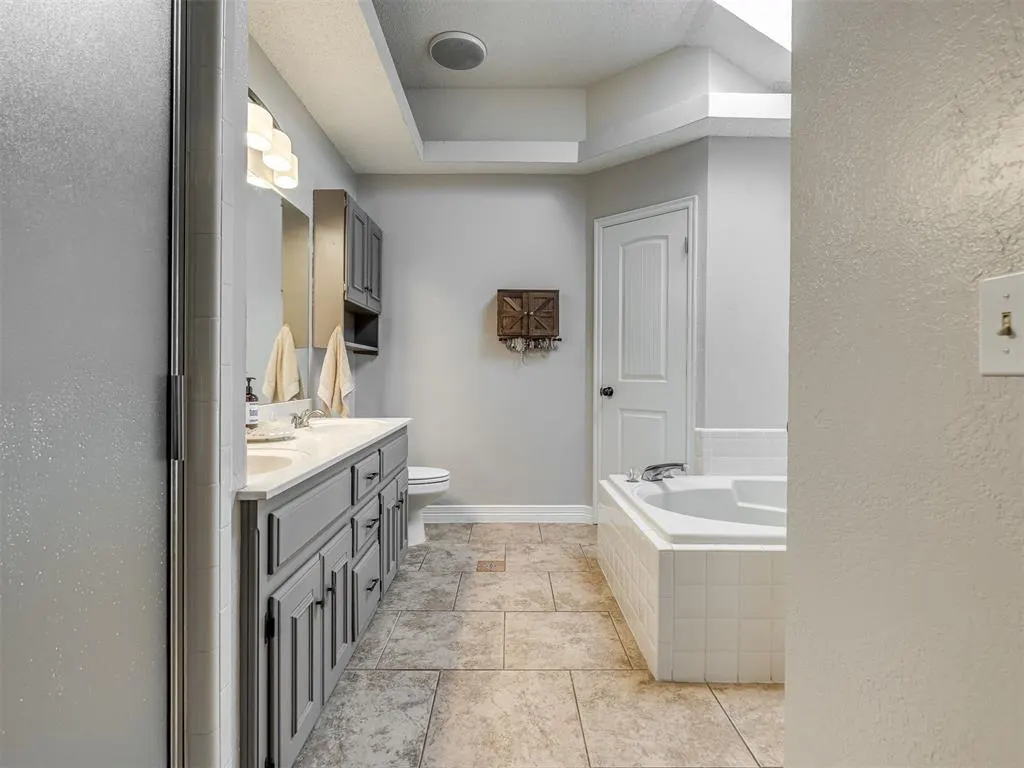 Photo 22 — 5001 Ladbrook Street, Norman, OK 73072