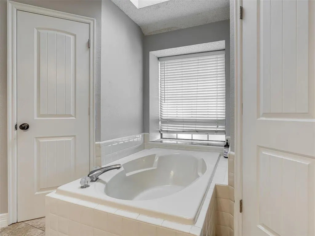 Photo 23 — 5001 Ladbrook Street, Norman, OK 73072