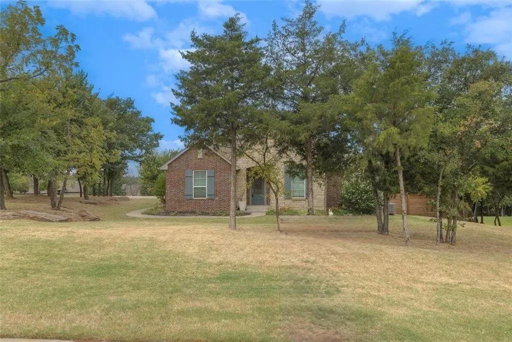 Photo 2 — 12475 Stone Hill Drive, Guthrie, OK 73044
