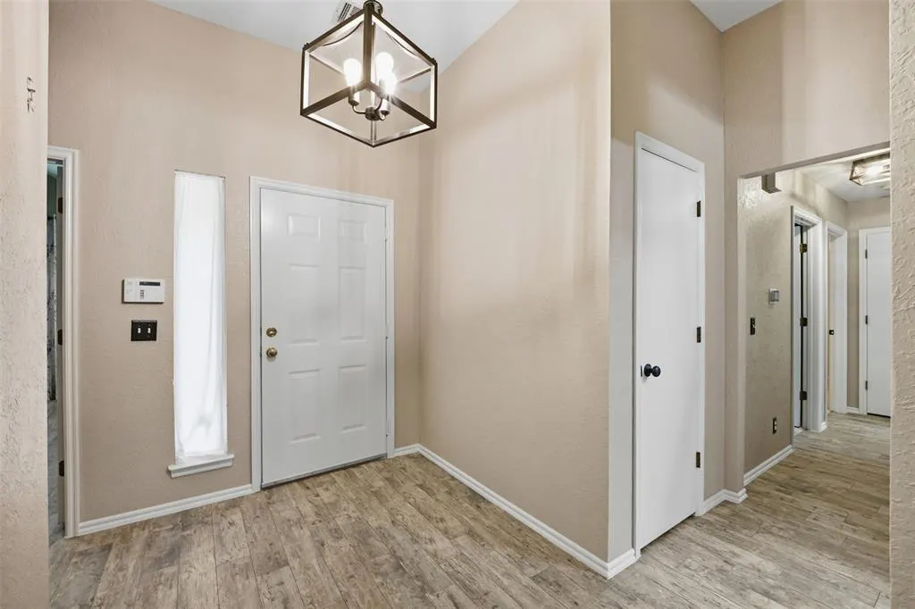 Photo 4 — 1117 Pruett Drive, Edmond, OK 73003