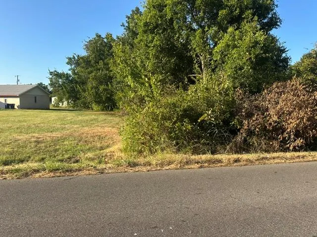 Front exterior — N Wilshire Boulevard, Oklahoma City, OK 73084