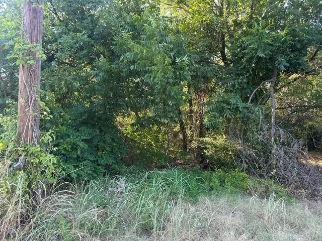 Photo 4 — N Wilshire Boulevard, Oklahoma City, OK 73084