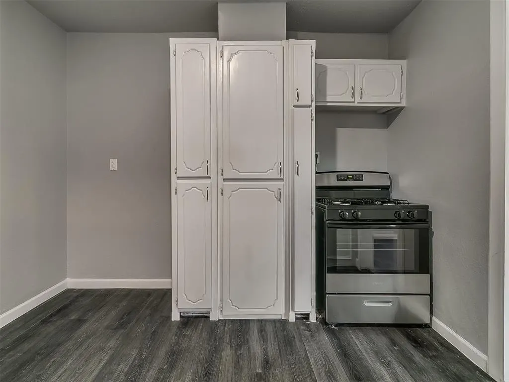 Photo 9 — 1509 NW 11th Street, Oklahoma City, OK 73106