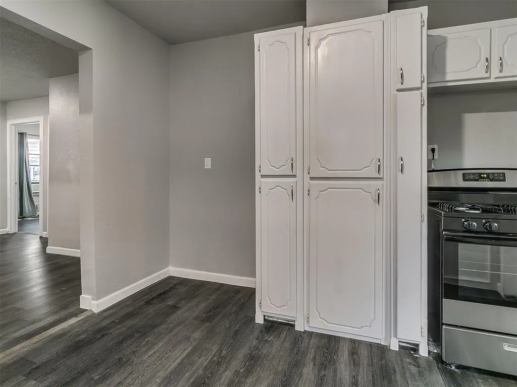 Photo 11 — 1509 NW 11th Street, Oklahoma City, OK 73106