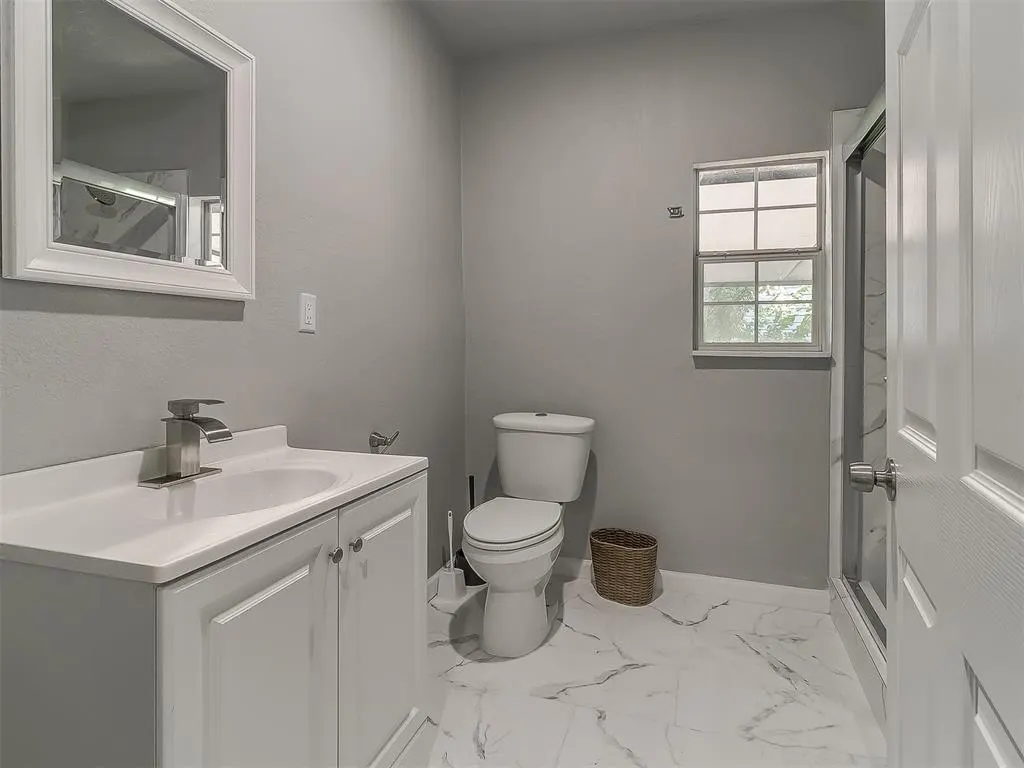 Photo 17 — 1509 NW 11th Street, Oklahoma City, OK 73106