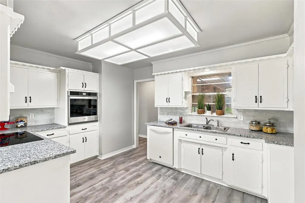 Photo 9 — 2601 SW 63rd Place, Oklahoma City, OK 73159