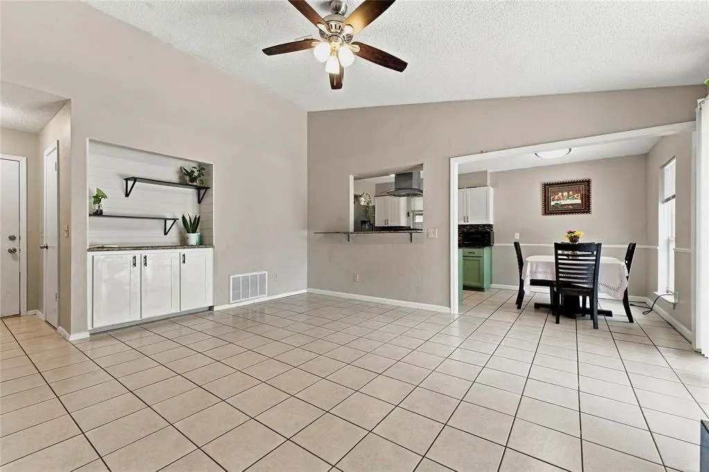 Photo 4 — 3020 SE 57th Street, Oklahoma City, OK 73135