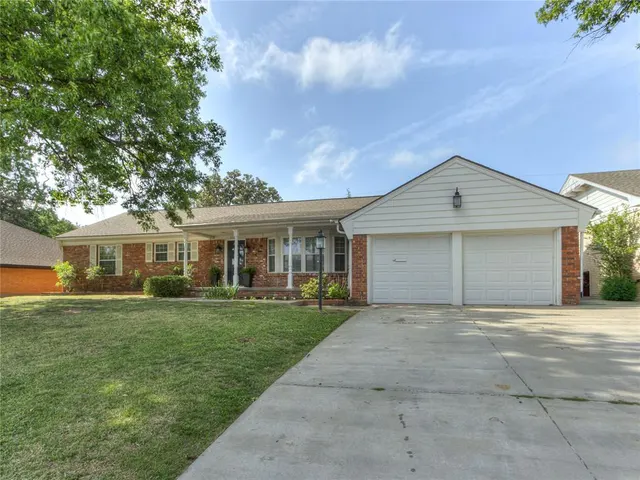 Photo 2 — 3120 NW 61st Place, Oklahoma City, OK 73112